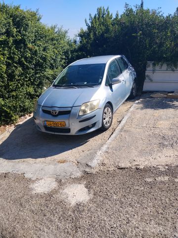 מודעת רכב טויוטה אוריס