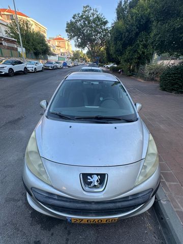 מודעת רכב פיג'ו 207