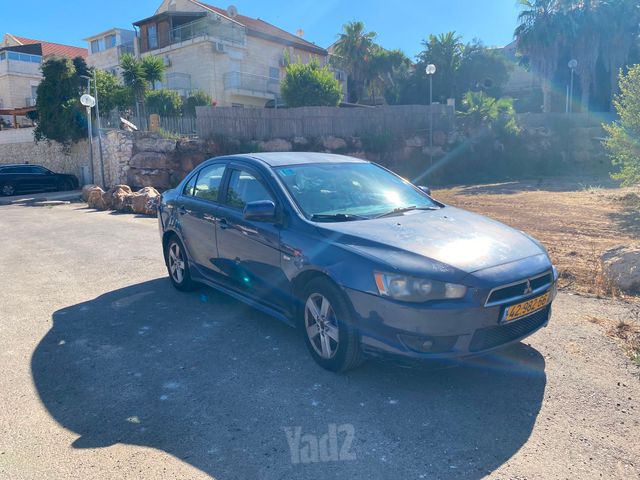 מיצובישי לנסר