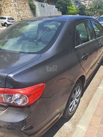 מודעת רכב טויוטה קורולה