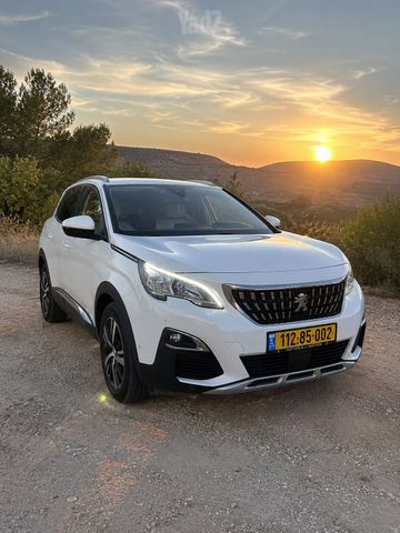 פיג'ו 3008