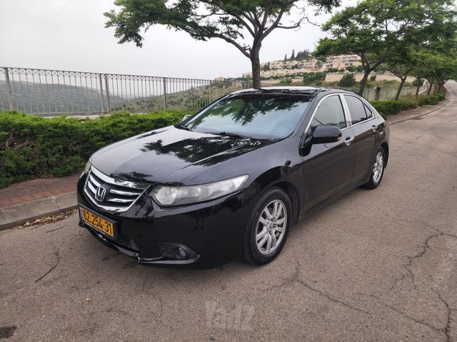 אקורד Luxury אוט׳ 2.0 (156 כ״ס)
