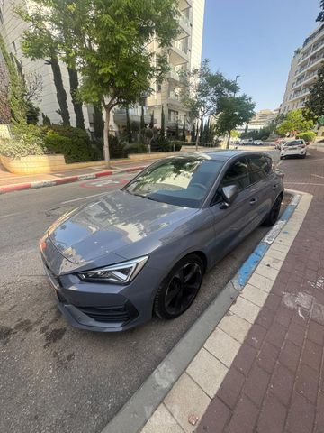 קופרה לאון
