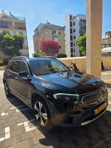 מרצדס-בנץ EQB