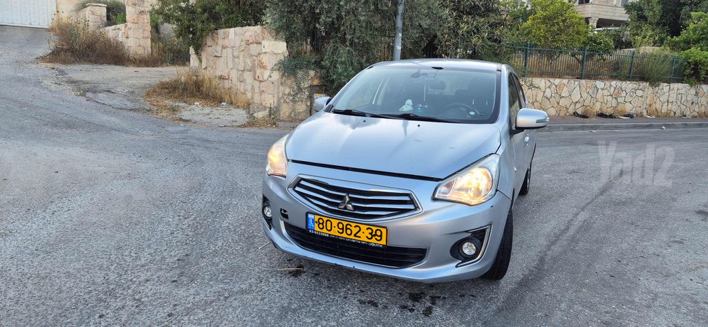 מיצובישי אטראז'