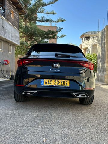 סיאט לאון