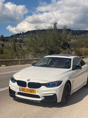 מודעת רכב ב מ וו סדרה 4