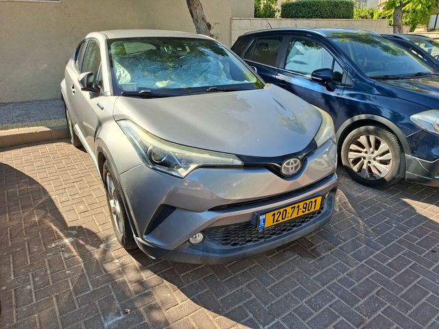 טויוטה C-HR