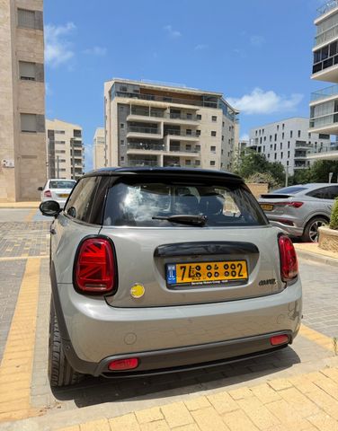 מיני קופר SE (חשמלית)