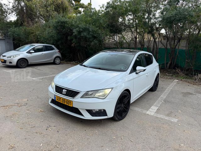 מודעת רכב סיאט לאון