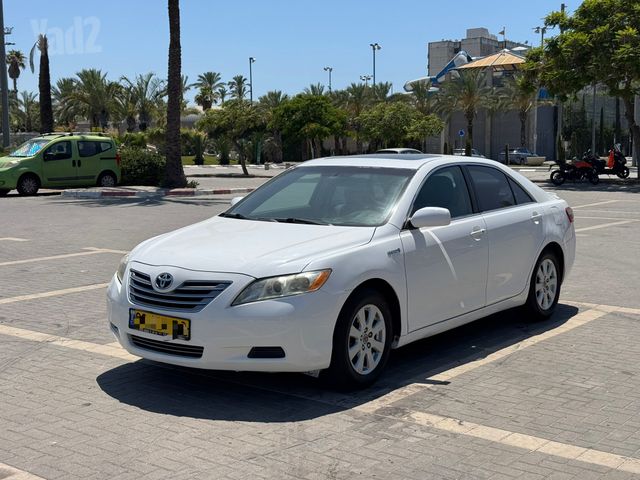 טויוטה קאמרי