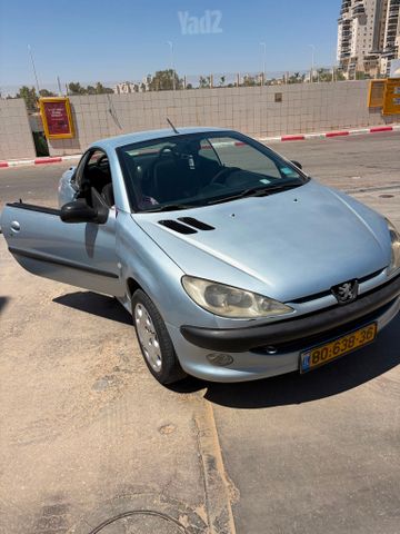 פיג'ו 206