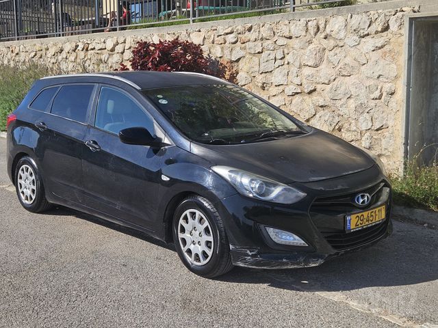 יונדאי i30