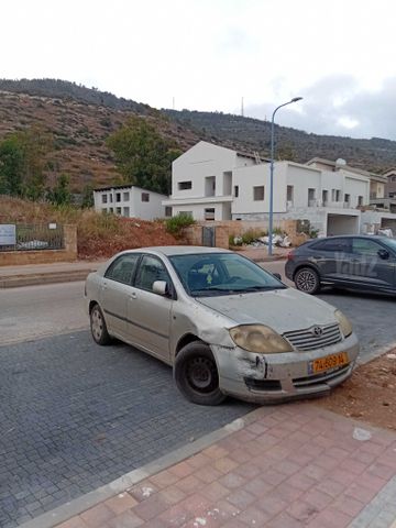 מודעת רכב טויוטה קורולה