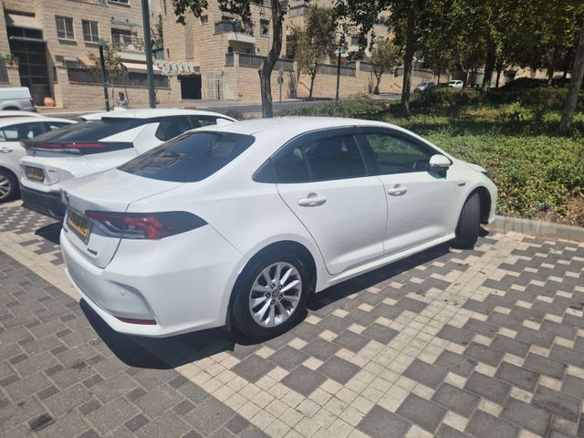 טויוטה קורולה