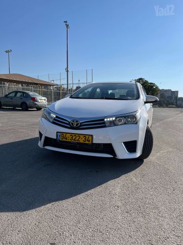טויוטה קורולה