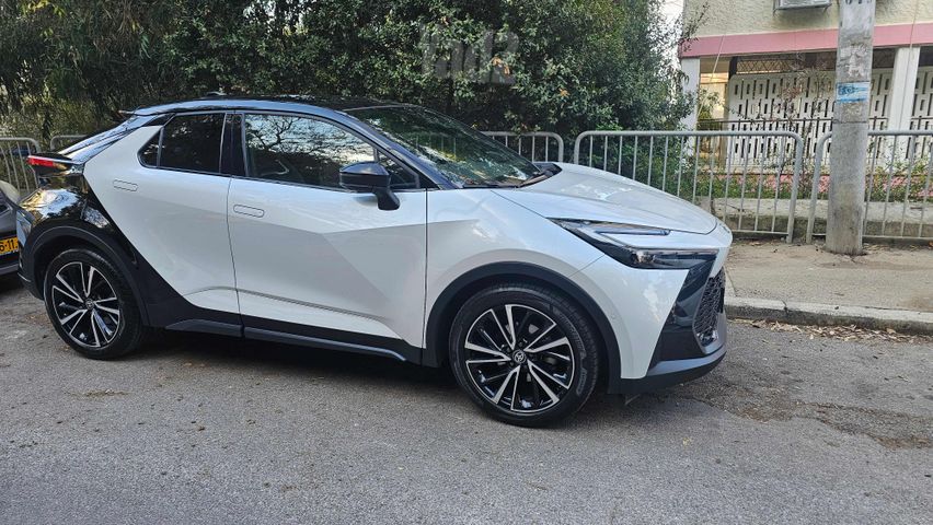 טויוטה C-HR