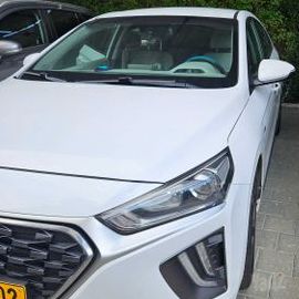 מודעת רכב יונדאי איוניק
