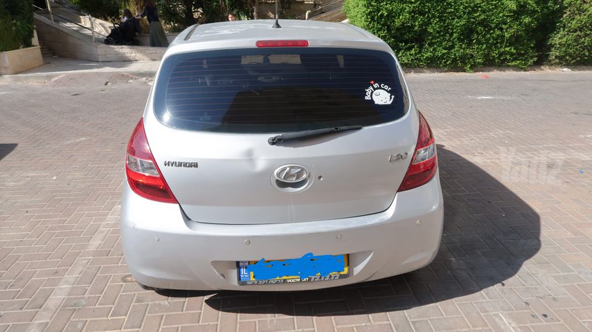 יונדאי i20