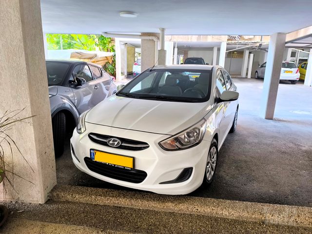 יונדאי אקסנט i25