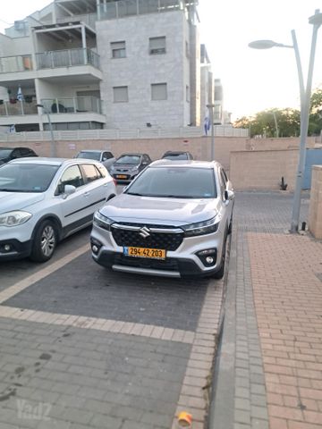 סוזוקי S-Cross