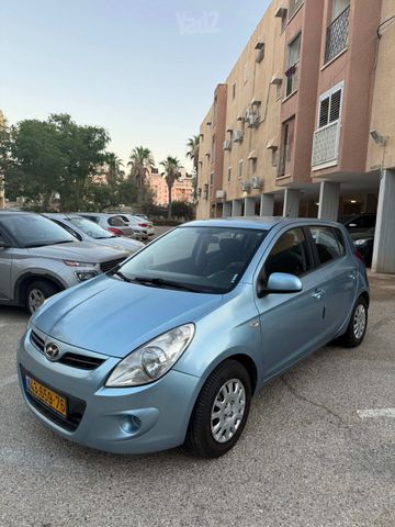 מודעת רכב יונדאי i20
