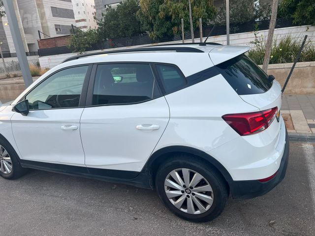 מודעת רכב סיאט ארונה