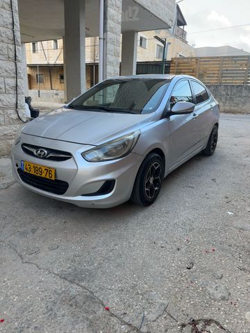יונדאי אקסנט i25
