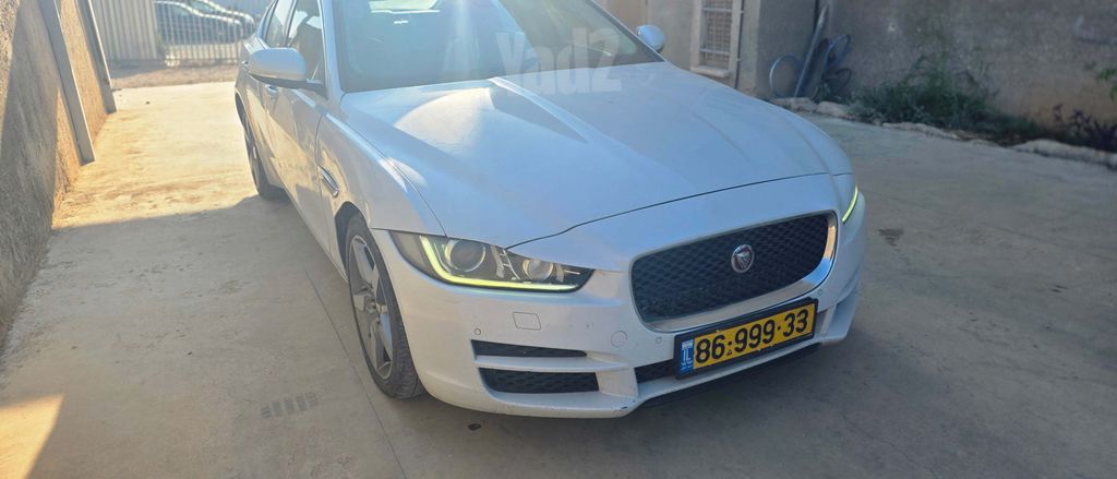 יגואר XE