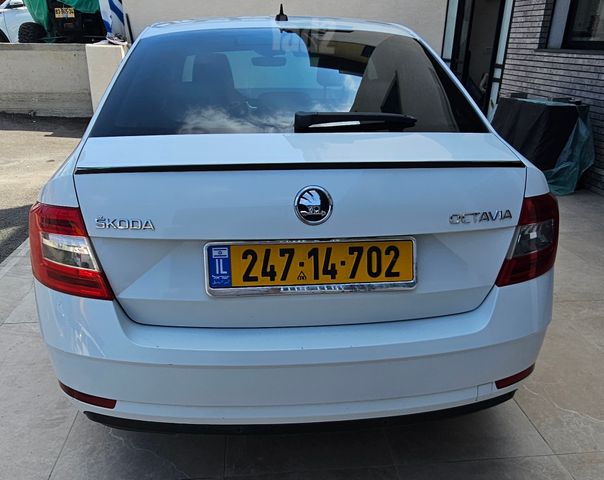 סקודה אוקטביה