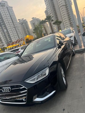 מודעת רכב אאודי A4