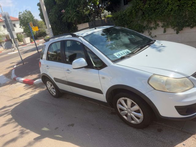 סוזוקי SX4