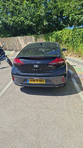 יונדאי איוניק