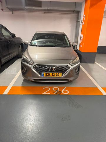 יונדאי איוניק