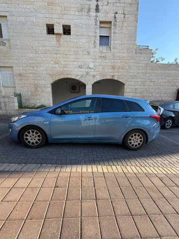 יונדאי i30