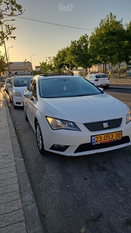 מודעת רכב סיאט לאון