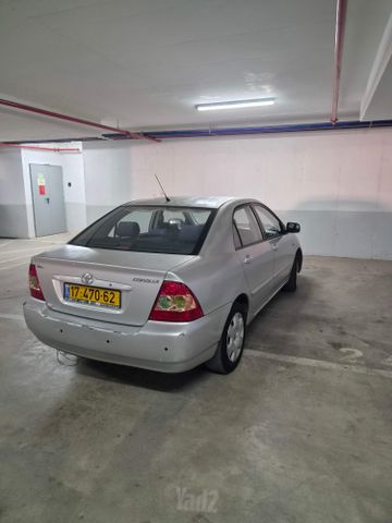 טויוטה קורולה