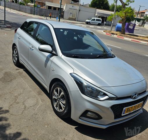 מודעת רכב יונדאי i20