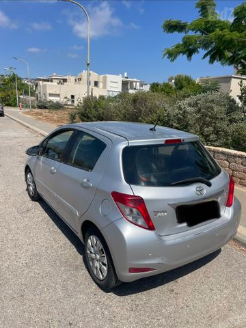 מודעת רכב טויוטה יאריס