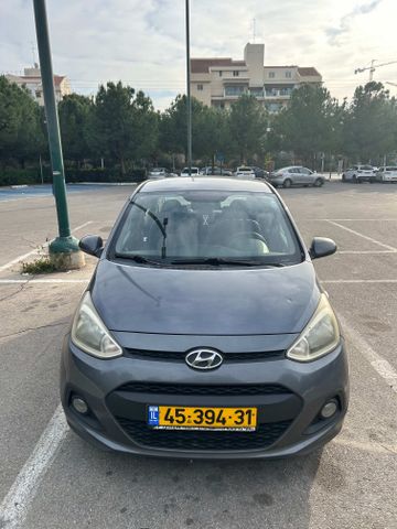 יונדאי i10