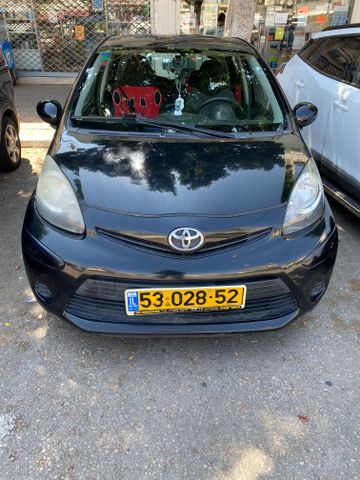 טויוטה אייגו