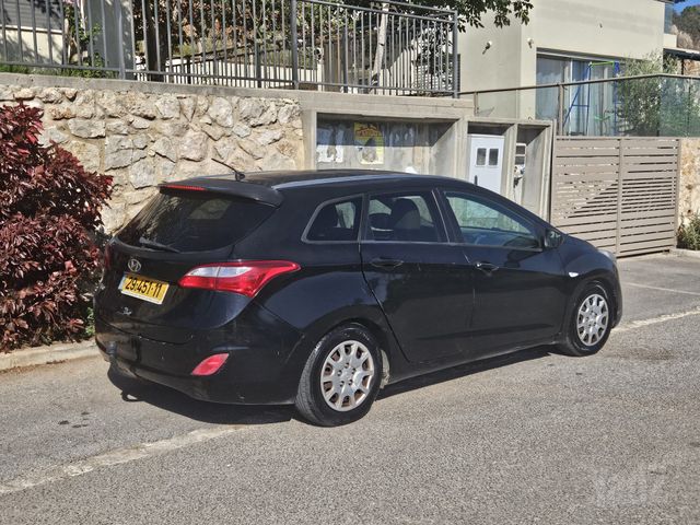 יונדאי i30