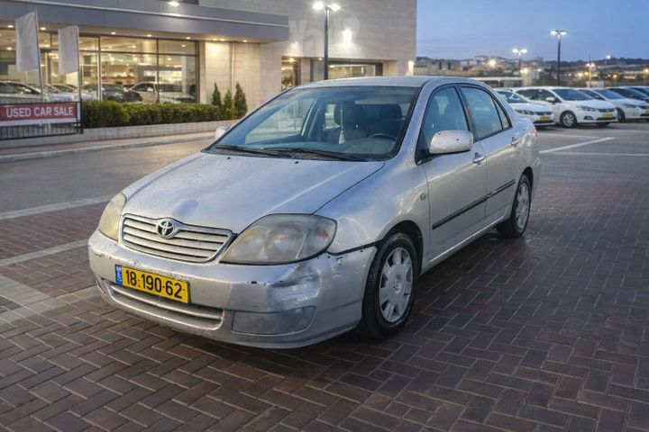 מודעת רכב טויוטה קורולה