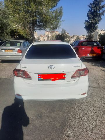 טויוטה קורולה