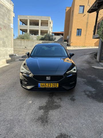מודעת רכב סיאט לאון