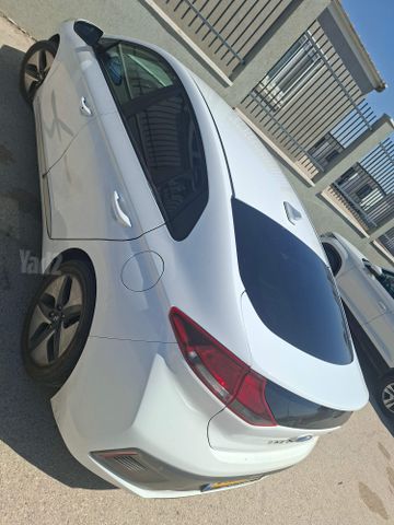 יונדאי איוניק