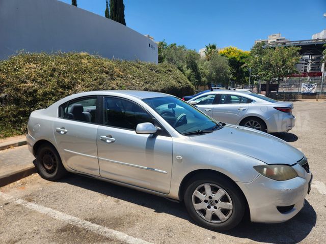 מאזדה 3
