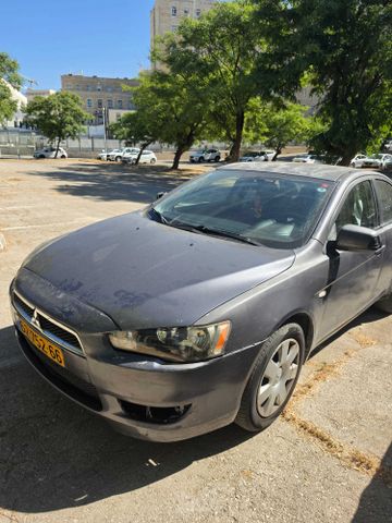 מיצובישי לנסר