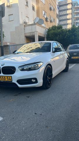 מודעת רכב ב מ וו סדרה 1