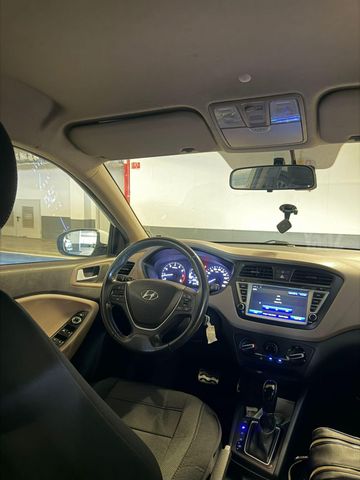 יונדאי I20 קרוס